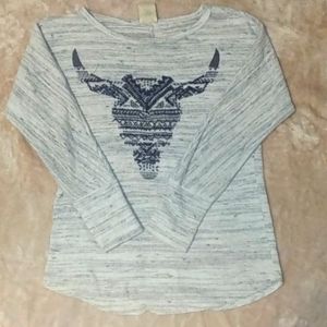 Vocal size Medium, Silver native design sweater.
